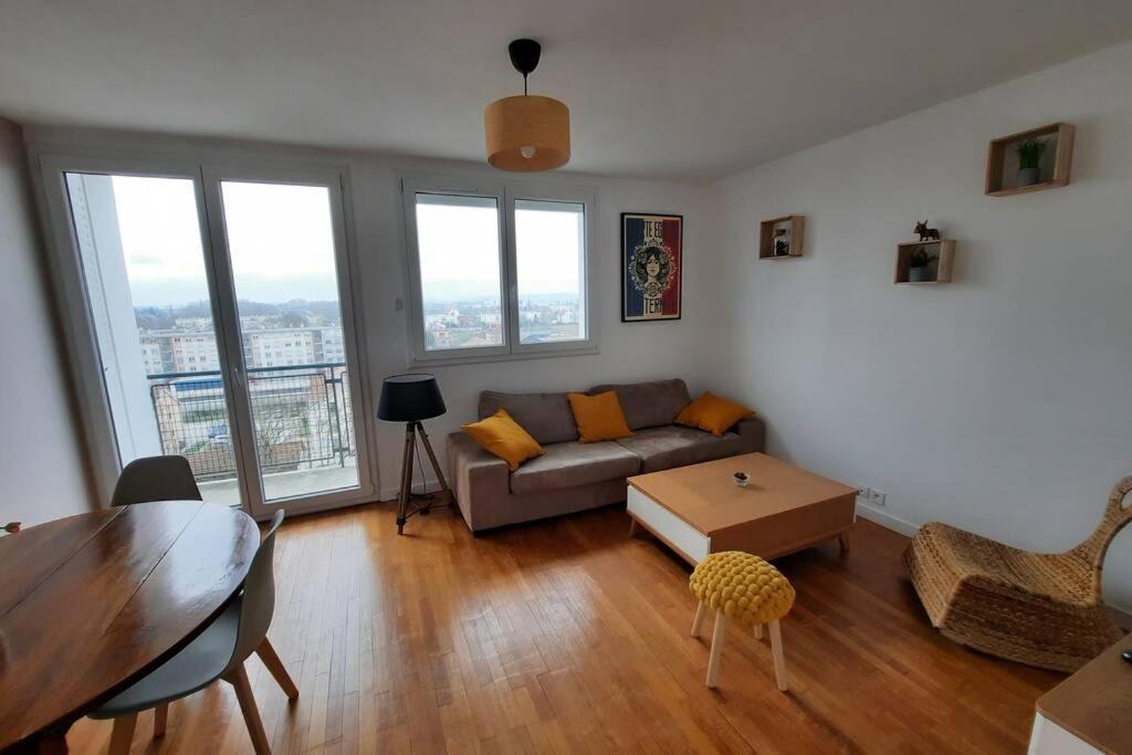 Appartement 70M² 3 Chambres Avec 3 Lits 2 Places Troyes Exterior photo