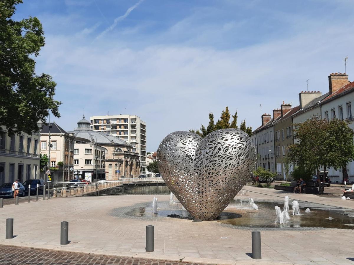 Appartement 70M² 3 Chambres Avec 3 Lits 2 Places Troyes Exterior photo